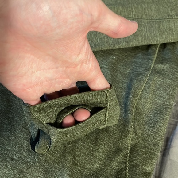 Sporty long sleeve shirt, olive green - Picture 4 of 5